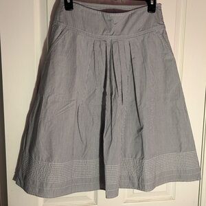 Banana Republic Gray Pleated A-Line Skirt